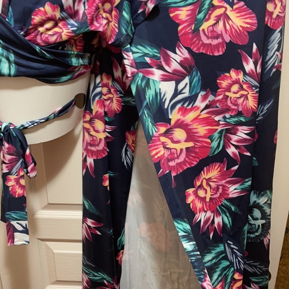 Gorgeous Foral Two Piece Slit Maxi - Picture 5 of 6